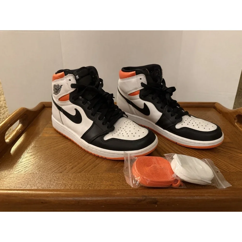 Jordan 1 Retro High Electro Orange Size 7y White And Orange